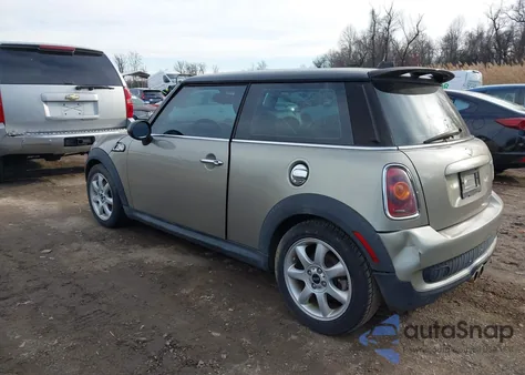 2009 Mini Cooper S from USA, damaged, VIN WMWMF73539TT97311